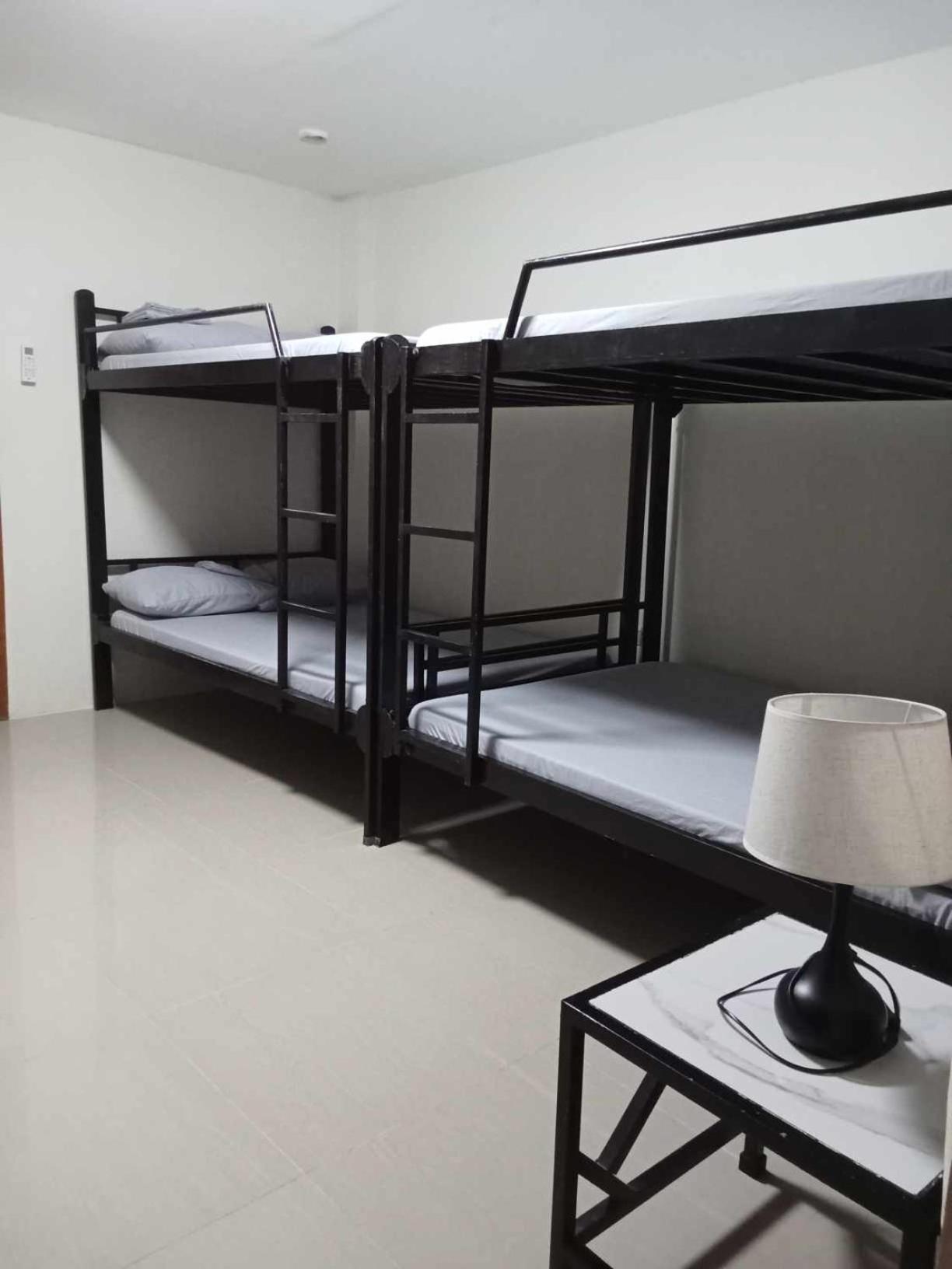 Richville Little Boracay Guest House Calatagan Екстер'єр фото