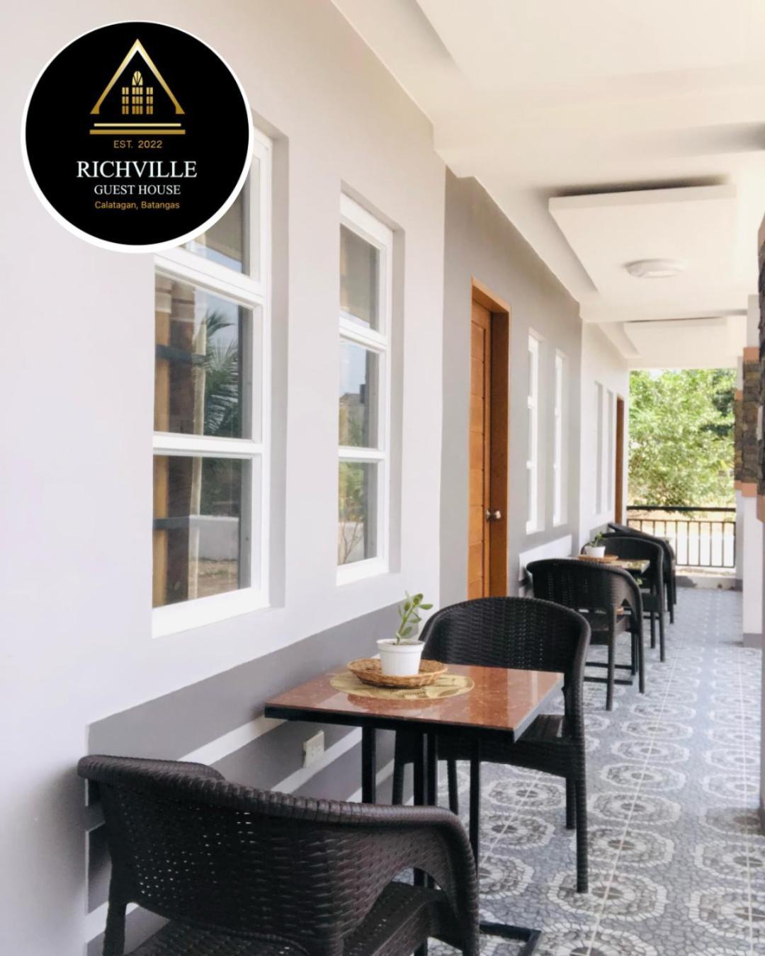 Richville Little Boracay Guest House Calatagan Екстер'єр фото