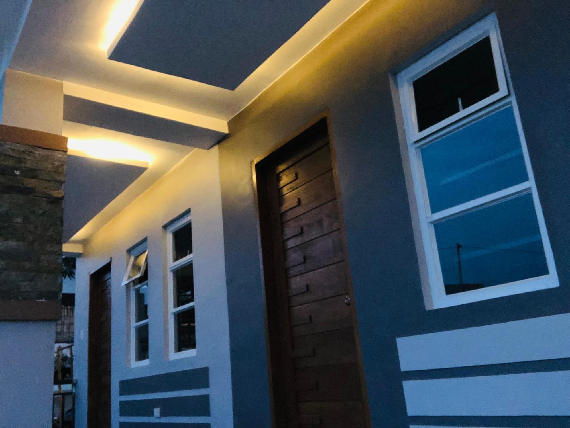 Richville Little Boracay Guest House Calatagan Екстер'єр фото